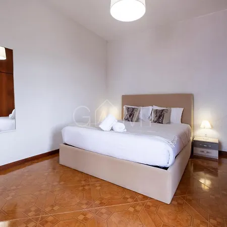 De Casa By Galmi Estreito Da Calheta