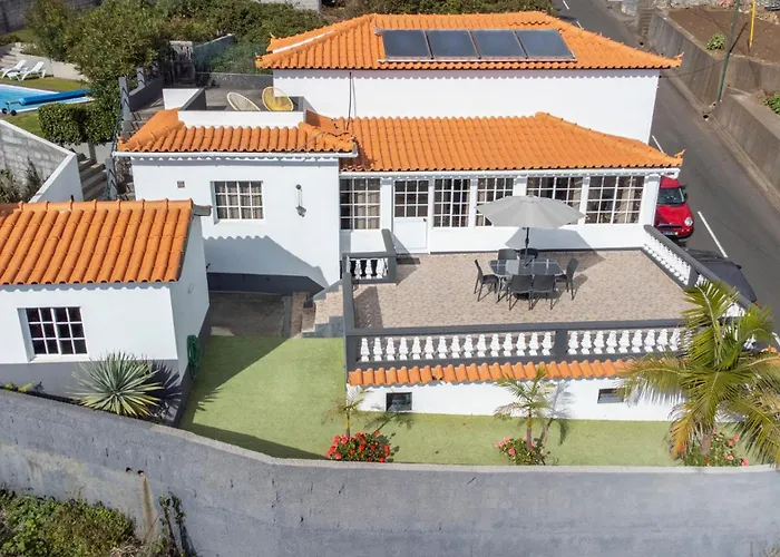 De Casa By Galmi Estreito Da Calheta