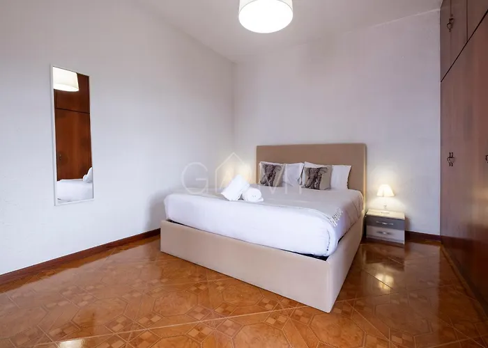 De Casa By Galmi Estreito Da Calheta